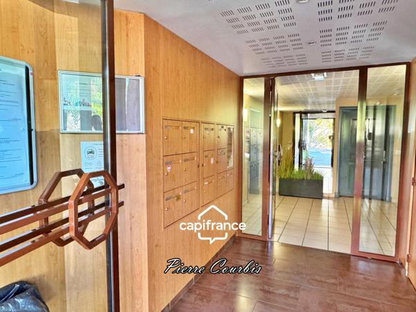 Appartement T1 BIS CRAPONNE (69) - 40m²