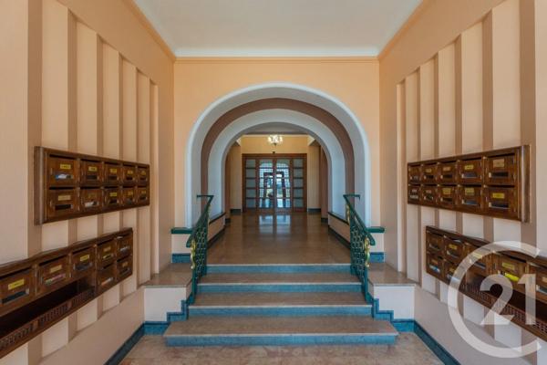 Appartement F2 à vendre  3 pièces - 92,01 m 2   NICE  - 06