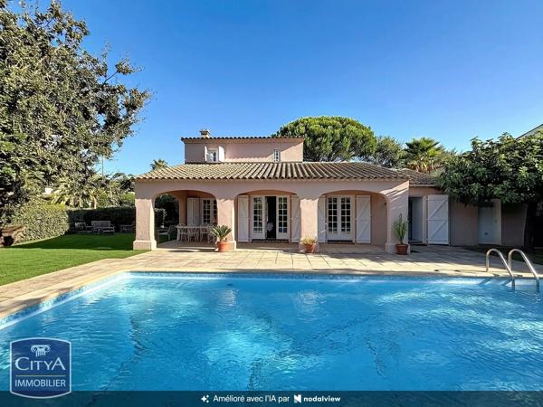 Maison à vendre 4 pièces 114m² Grimaud (83310)