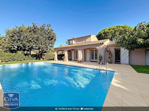 Maison à vendre 4 pièces 114m² Grimaud (83310)