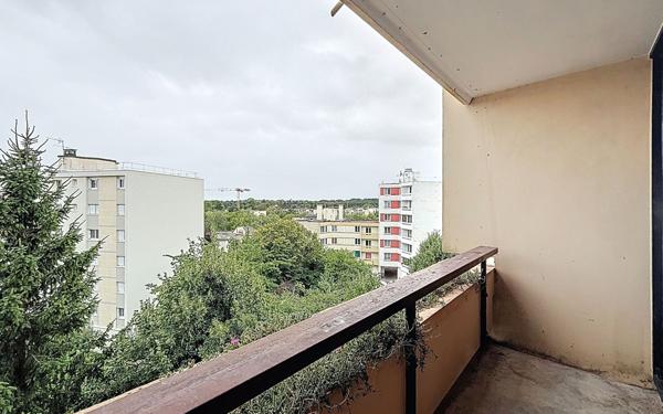 Appartement à vendre    4 pièces • 106,67 m2 Montigny-le-Bretonneux