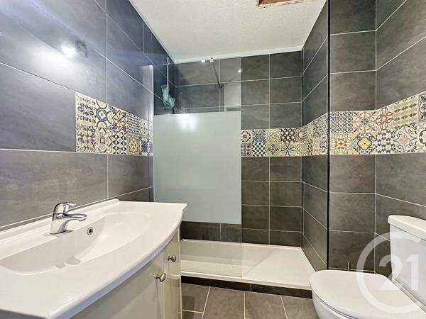 Maison à vendre  6 pièces - 135 m 2   LUNEL  - 34