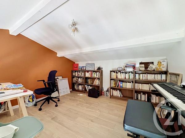 Maison à vendre  6 pièces - 135 m 2   LUNEL  - 34