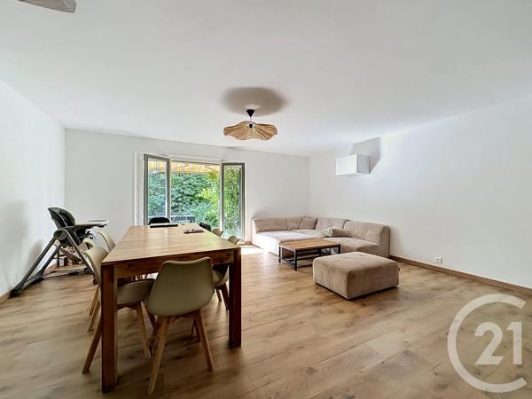 Maison à vendre  6 pièces - 135 m 2   LUNEL  - 34
