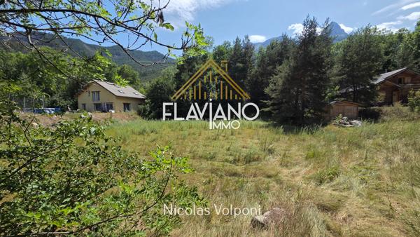 Terrain 1570 m2 Uvernet-Fours (04400)