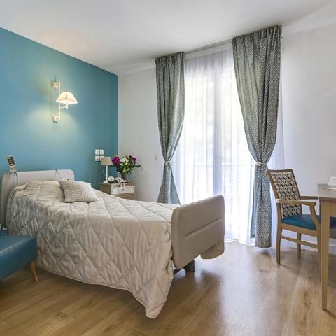 EPHAD-Appartement Nice 1 pièce(s) 18.75 m2