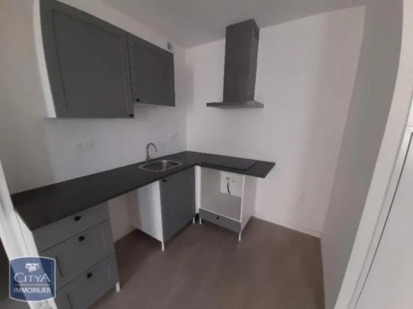 Appartement à louer 2 pièces 41.01m² Melun (77000)