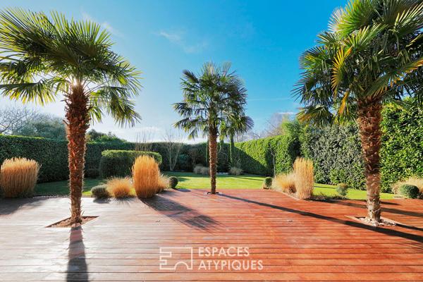 Villa d’architecte rouge brique au coeur de Marne la Vallée