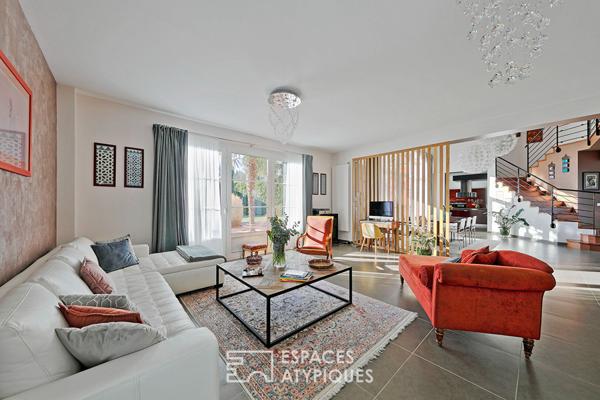 Villa d’architecte rouge brique au coeur de Marne la Vallée