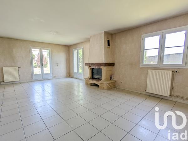 Maison à vendre 6 pièces 122 m² Ruelle-sur-Touvre
