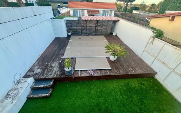 Maison à louer    4 pièces •  Bruges