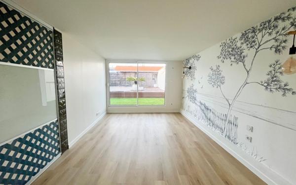 Maison à louer    4 pièces •  Bruges