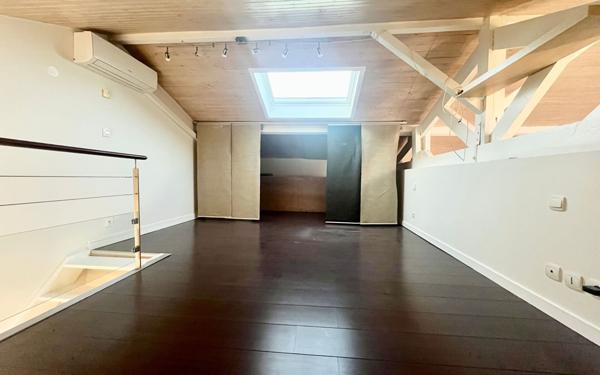 Maison à louer    4 pièces •  Bruges