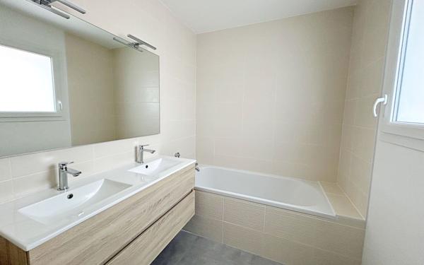 Maison à vendre    4 pièces •  Roanne