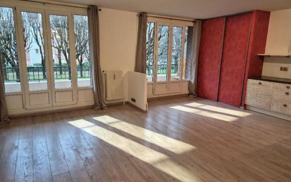 Appartement à vendre    2 pièces • 61,18 m2 Caluire-et-Cuire
