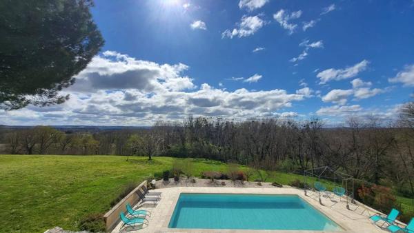 Maison de caractère, 182 m2habitables, vue panoramique, la Force proche Bergerac
