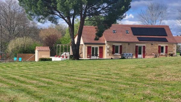 Maison de caractère, 182 m2habitables, vue panoramique, la Force proche Bergerac
