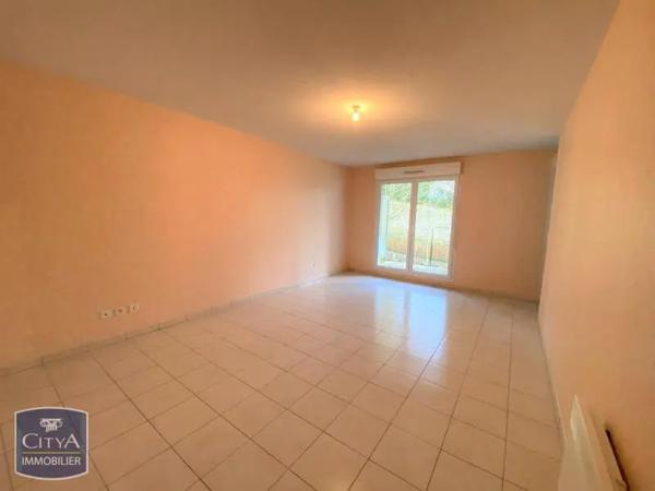 Appartement à louer 2 pièces 47.5m²