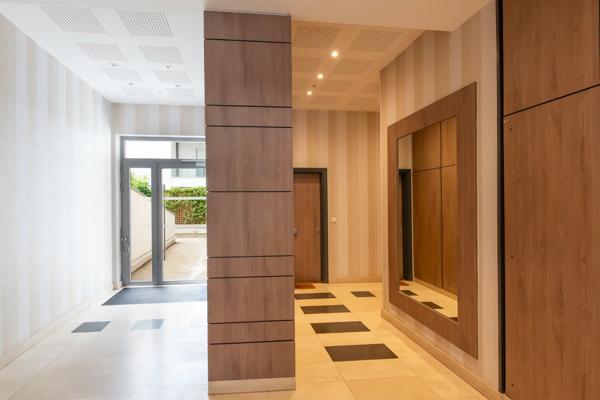 Appartement Paris 18e - RUE DU RUISSEAU / JULES JOFFRIN