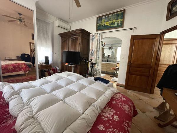 Appartement de 4 pièces  de 164 m² +jardin en vente à PERP
