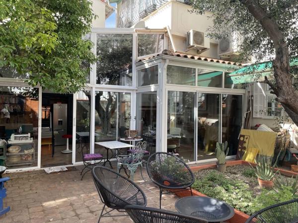 Appartement de 4 pièces  de 164 m² +jardin en vente à PERP