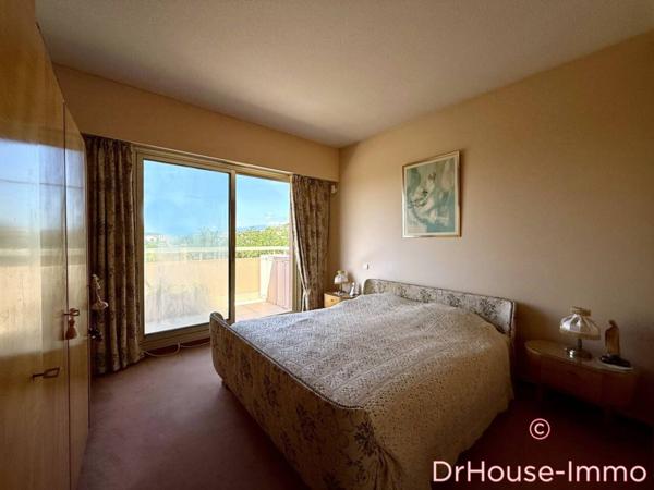 Appartement à vendre 4 pièces de 128 m²