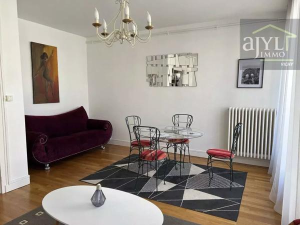 Appartement
         4 pièces
        - 85 m² 220 000 € *