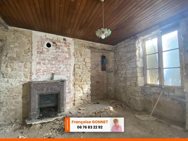 Propriété Maison - Dépendance et Terrain 26 000 m² - 65 900 € - ST GEORGES DE POISIEUX 18200