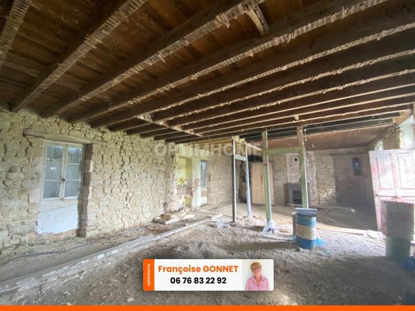 Propriété Maison - Dépendance et Terrain 26 000 m² - 65 900 € - ST GEORGES DE POISIEUX 18200