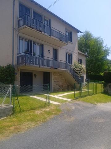 Maison  4 chambres et 2 sde, À visiter au plus vite!  Jardin 471 m2