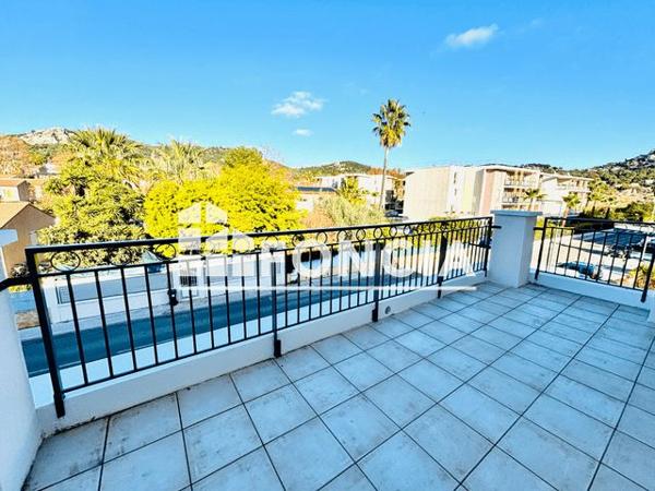 Location Appartement 2 pièces 47.26 m² - 730 AV. DES MONOCOTYLEDONES Hyeres 83400