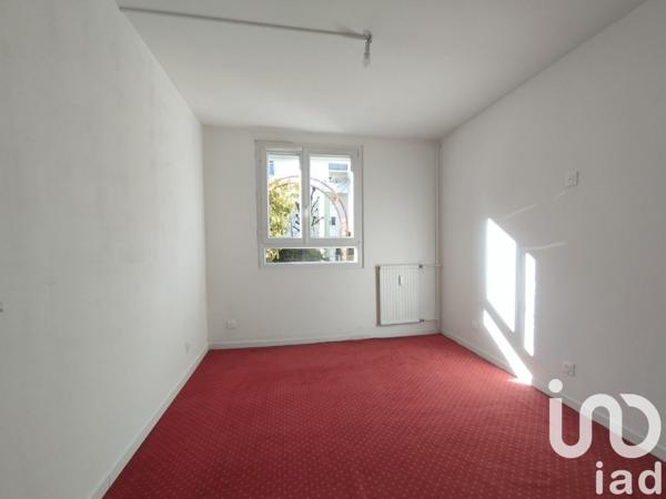 Appartement 3 pièces de 68 m² à Champs-sur-Marne (77420)