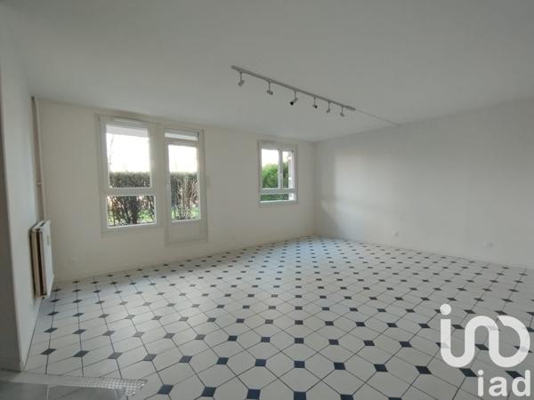 Appartement 3 pièces de 68 m² à Champs-sur-Marne (77420)