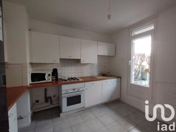 Appartement 3 pièces de 68 m² à Champs-sur-Marne (77420)