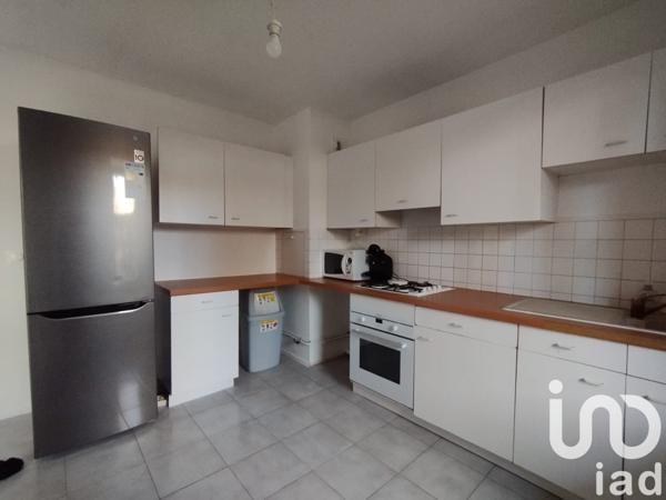 Appartement 3 pièces de 68 m² à Champs-sur-Marne (77420)