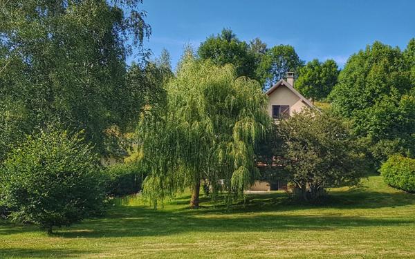 Maison à vendre    6 pièces •  Villard-de-Lans