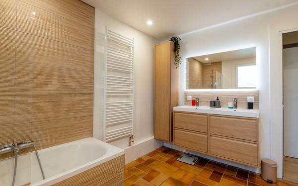Maison à vendre    6 pièces •  Villard-de-Lans