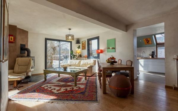 Maison à vendre    6 pièces •  Villard-de-Lans