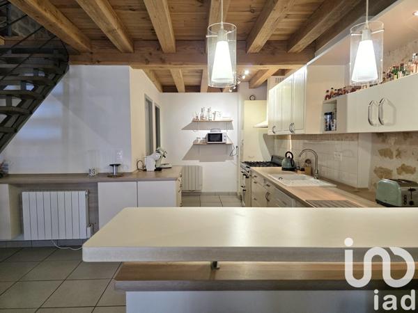 House for sale 4 rooms 133 m² Gond-Pontouvre