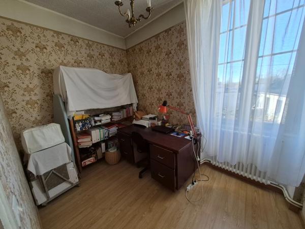 Maison à vendre 6 pièces SAINT SAVINIEN (17)