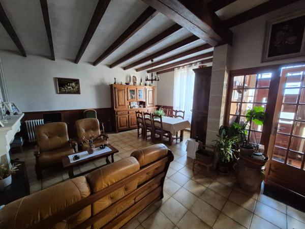 Maison à vendre 6 pièces SAINT SAVINIEN (17)