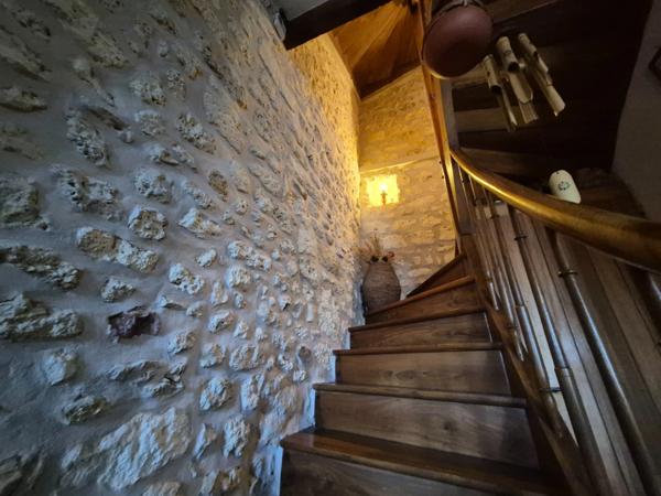 Maison à vendre 6 pièces SAINT SAVINIEN (17)