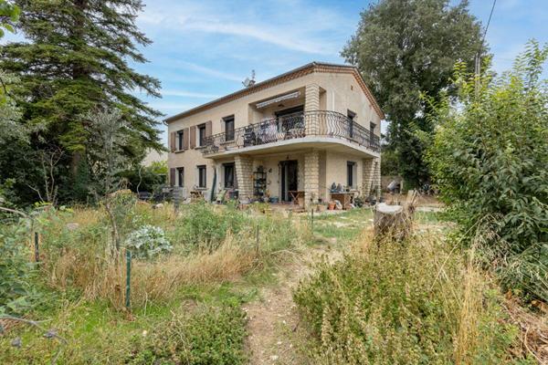Maison avec appartement indépendant tout confort à Carpentras