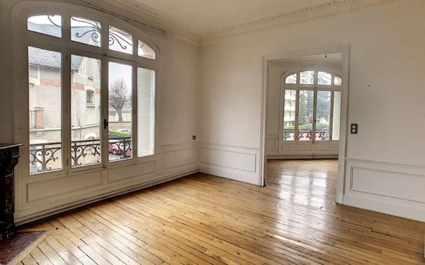 Appartement à louer    4 pièces •  Orléans