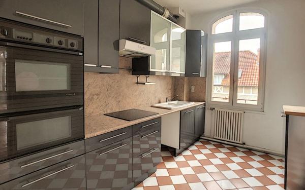 Appartement à louer    4 pièces •  Orléans