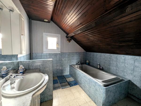 Maison familiale avec jardin à CHECY (45)