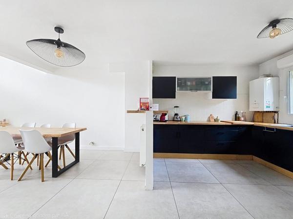 Maison de 2011 - 2 chambres - Garage