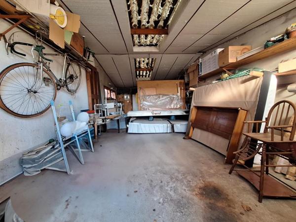 Maison 7 pièces 6 chambres Flassian