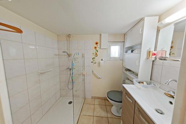 Maison 7 pièces 6 chambres Flassian