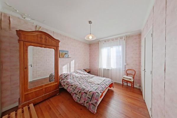 Maison 7 pièces 6 chambres Flassian